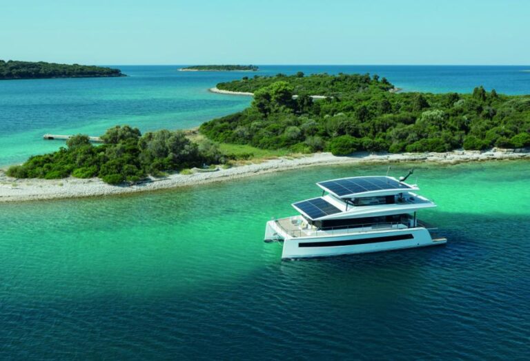 New SY62 3-Deck Open Solar Electric Catamaran to Premiere in the U.S. at FLIBS 2024