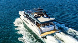 Power Catamaran Yacht Demey 60 Spaceship